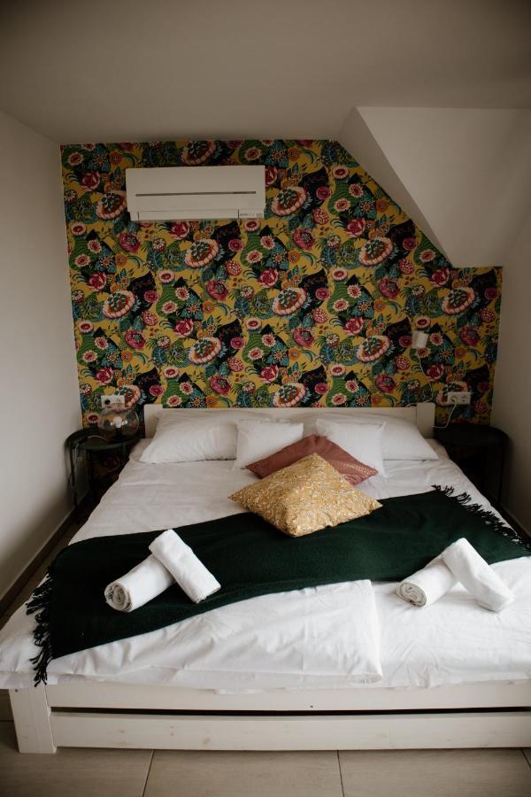 Sipos Borhaz Es Vendeghaz Hotel Badacsonyörs Buitenkant foto