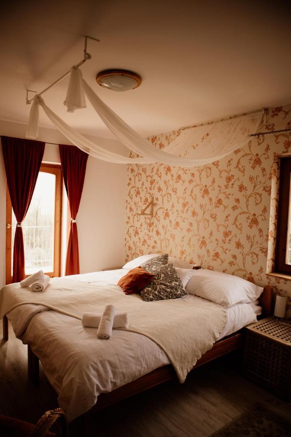 Sipos Borhaz Es Vendeghaz Hotel Badacsonyörs Buitenkant foto