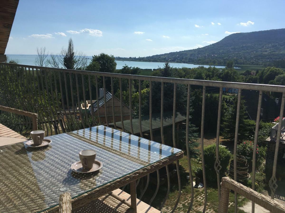 Sipos Borhaz Es Vendeghaz Hotel Badacsonyörs Buitenkant foto