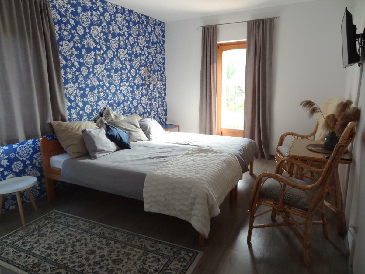 Sipos Borhaz Es Vendeghaz Hotel Badacsonyörs Buitenkant foto